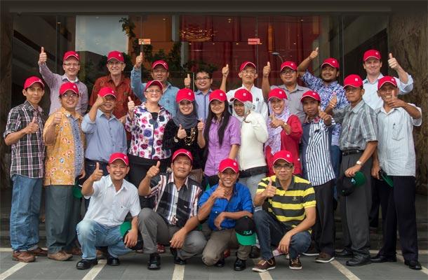 Dynamic, hands-on training initiative delivers for Indonesian poultry professionals